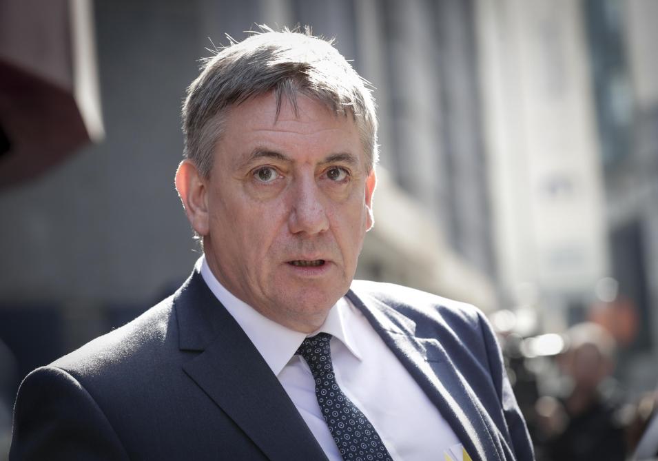 You are currently viewing Mégaprison, criminalisation à 1 million, Jan Jambon